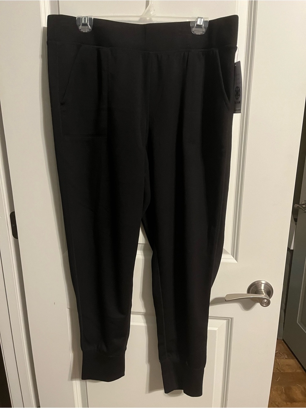 Gaiam Women’s Black Jogger Pants
